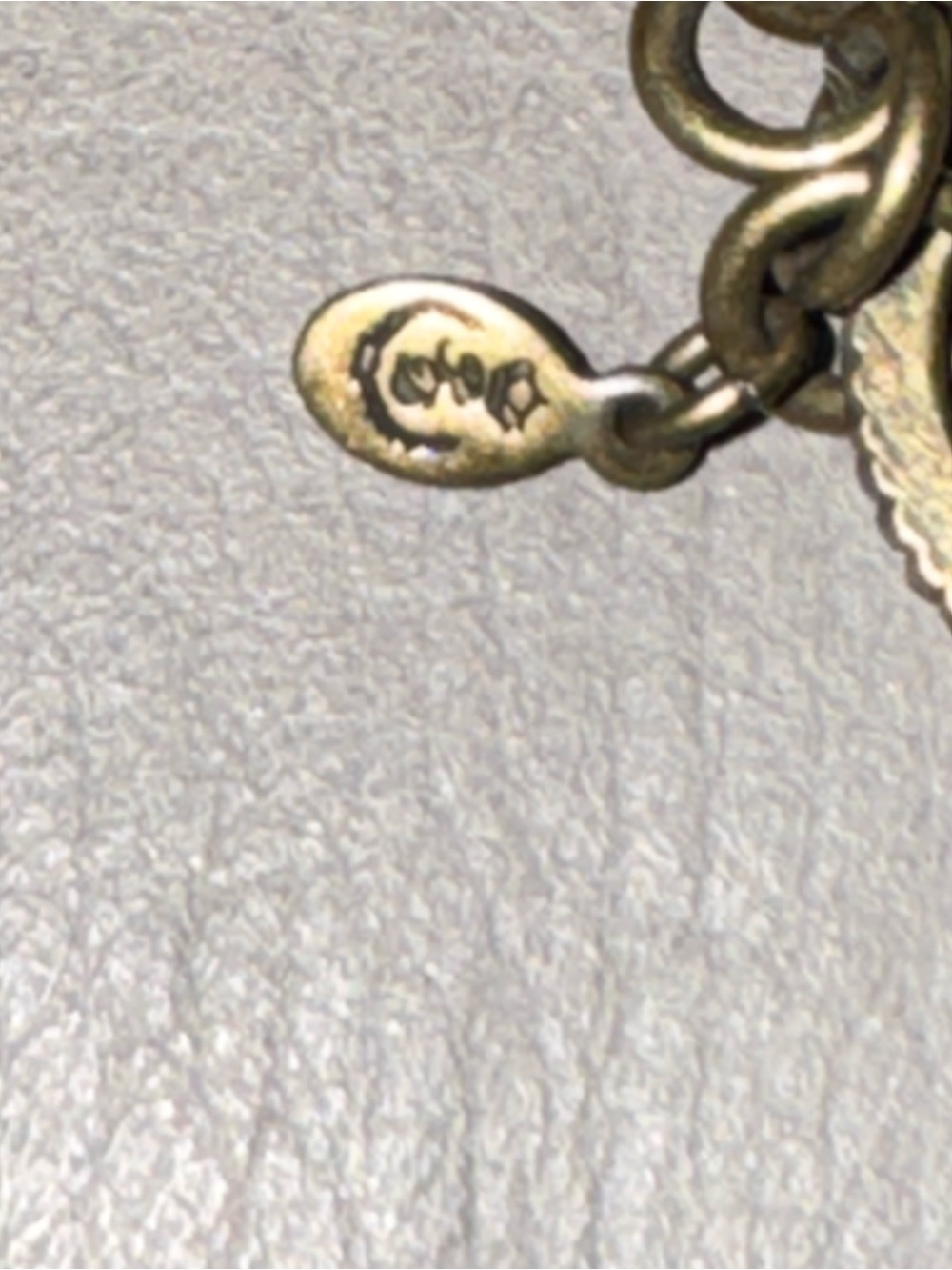Gold Link Bracelet with Blue and Pale Yellow Teardrop Charms. Vintage Premiere - Picture 3 of 5